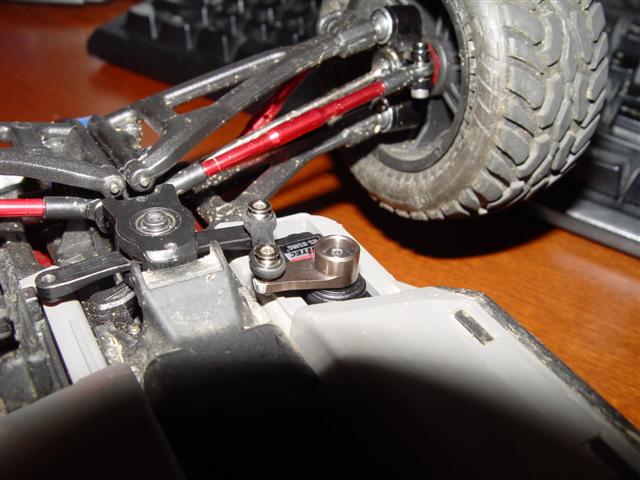 traxxas slash 4x4 servo horn